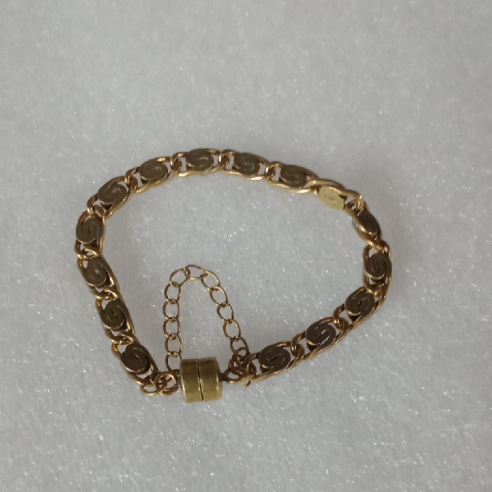 Stamped "Vintage Sixty- six"  Retro Gold Bracelet #A269